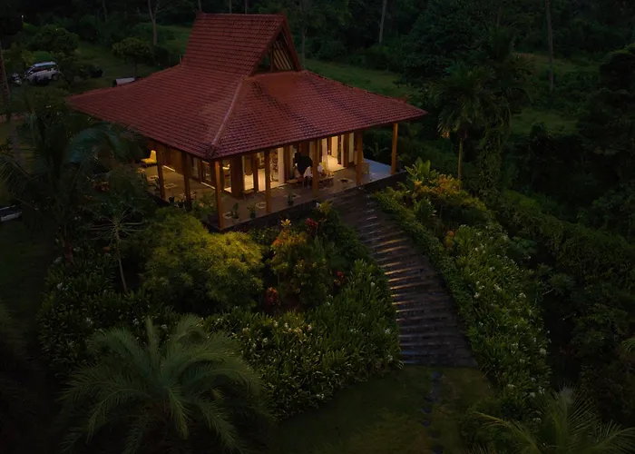 Ronggo Mayang At Balian Antasari